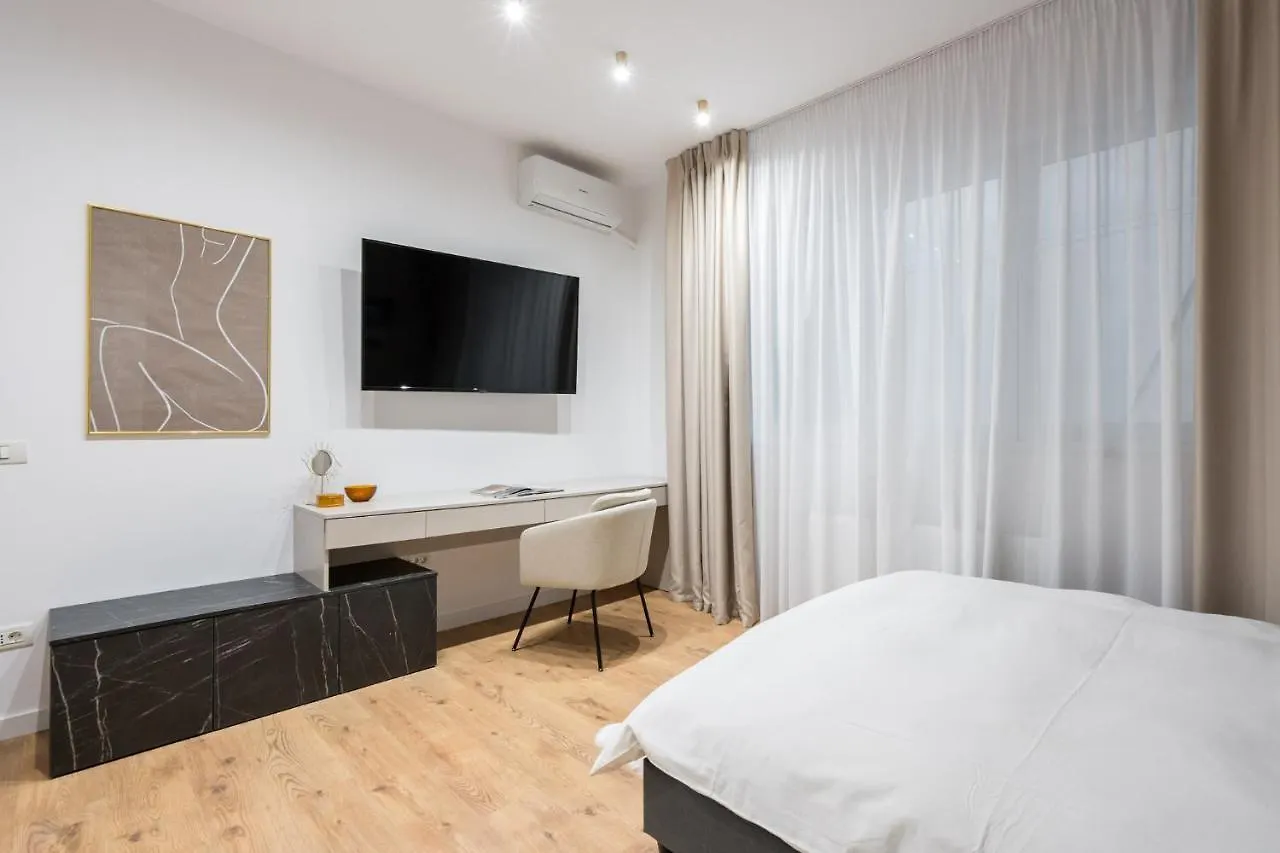 Crystal 3Bdr Apartment In Center Bucharest 0*,  Romania