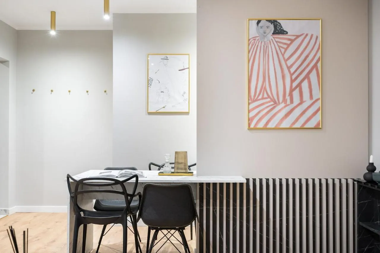 Crystal 3Bdr Apartment In Center Bucarest Roumanie